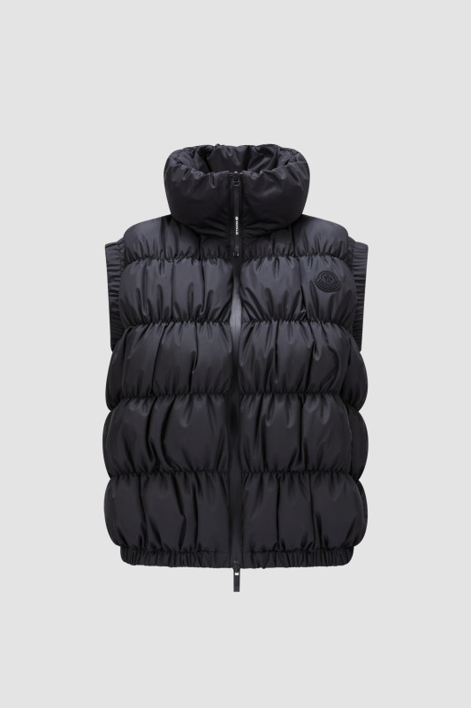 BLACK APRIATE DOWN VEST