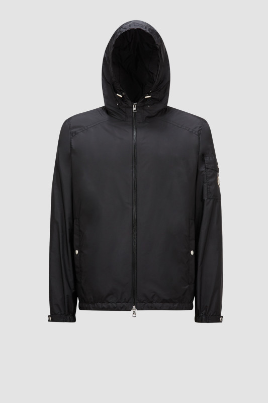 BLACK ETIACHE RAIN JACKET