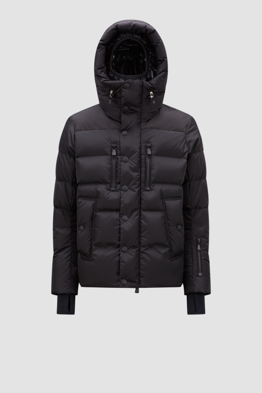 BLACK RODENBERG SHORT DOWN JACKET