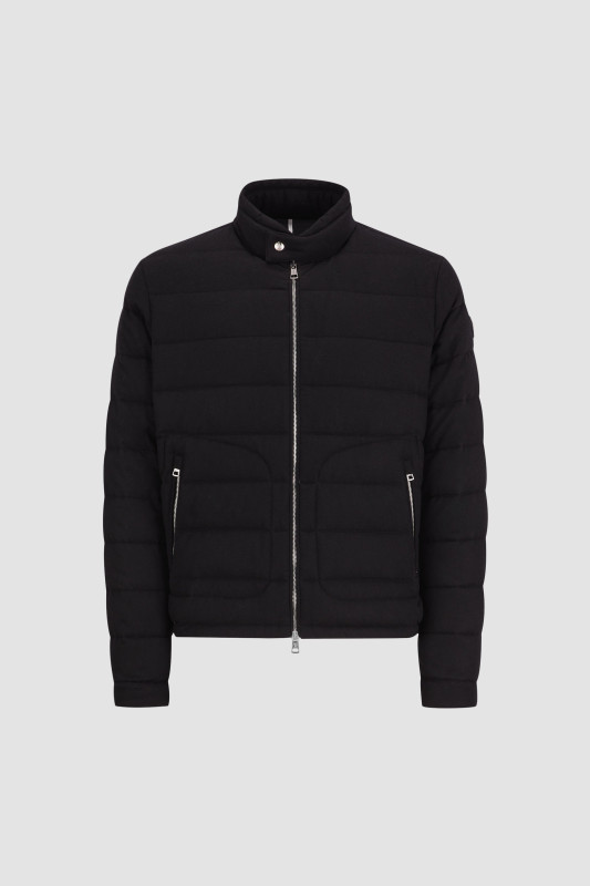 BLACK ACORUS SHORT DOWN JACKET